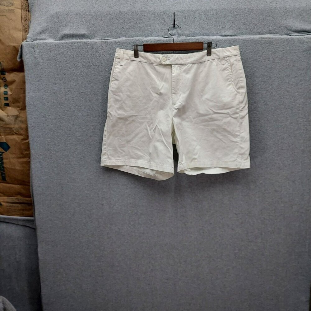 Riders by Lee Shorts Womens‎ 18M Mid Rise White Bermuda
